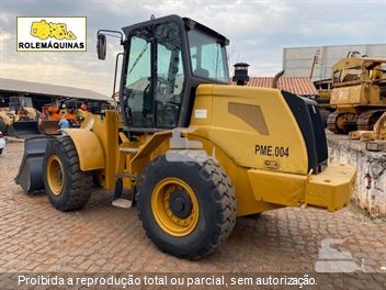 Pá Carregadeira New Holland 12D