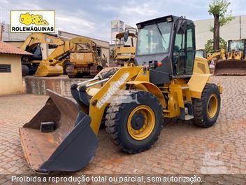 Pá Carregadeira New Holland 12D