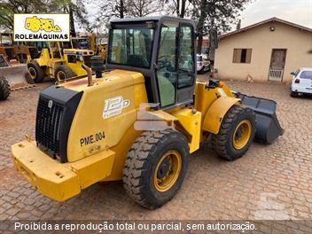 Pá Carregadeira New Holland 12D