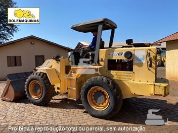 Pá Carregadeira New Holland 12B
