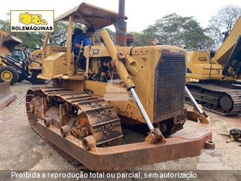 Trator de Esteira Caterpillar D6D