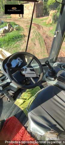 Pá Carregadeira New Holland W170 B