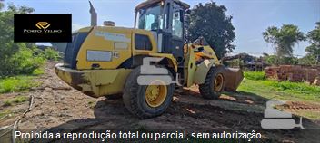 Pá Carregadeira New Holland W170 B