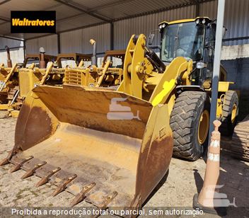 Pá Carregadeira Caterpillar 938K