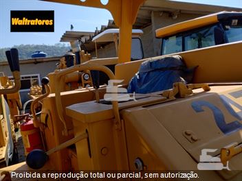 Trator de Esteira Caterpillar D6D