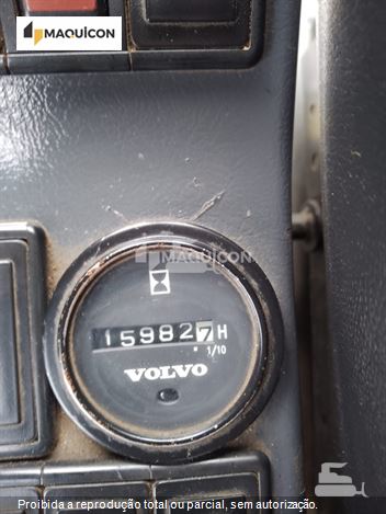 Escavadeira Volvo EC140BLC