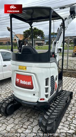 Mini-Escavadeira Bobcat E20