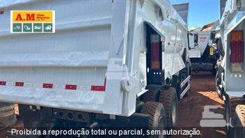 Caminhão Mercedes-Benz Axor 3131 6x4 2p (diesel)(E5)
