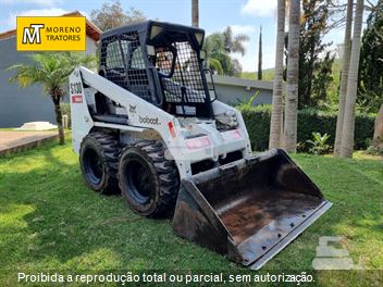 Mini-Carregadeira Bobcat S130