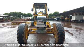 Motoniveladora Komatsu GD555-3