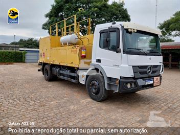 Caminhão Mercedes-Benz Atego 1719 2p (Diesel) (E5)