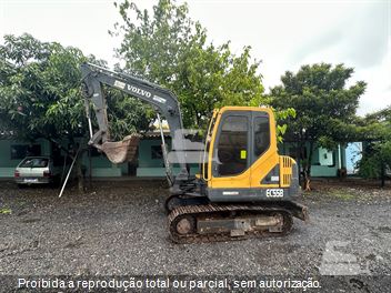 Mini-Escavadeira Volvo EC55B