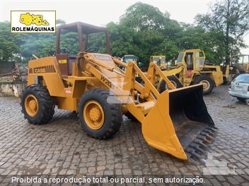 Pá Carregadeira Case W20B