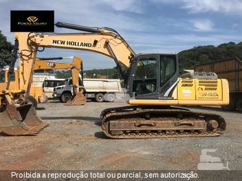 Escavadeira New Holland E245 C