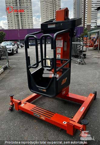 Plataforma Aérea (Elevatória) JLG LiftPod FT140