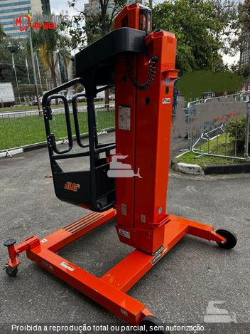 Plataforma Aérea (Elevatória) JLG LiftPod FT140