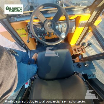 Pá Carregadeira Case W20E
