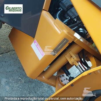 Pá Carregadeira Case W20E