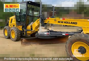 Motoniveladora New Holland RG140B