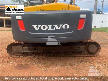 Escavadeira Volvo EC240BLC