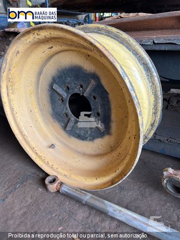 Roda 8 furos New holland Lb90