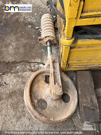 Roda guia komatsu PC138