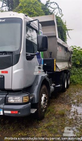Caminhão Volvo VM 330 6x4 2p (Diesel) (E5)