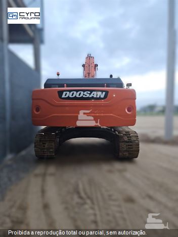 Escavadeira Doosan DX300LCA
