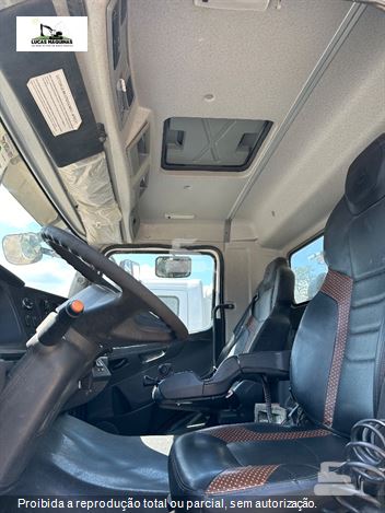 Caminhão Mercedes-Benz Axor 4144 K 6x4 2p (Diesel) (E5)