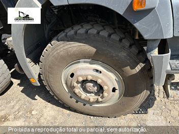 Caminhão Mercedes-Benz Axor 4144 K 6x4 2p (Diesel) (E5)