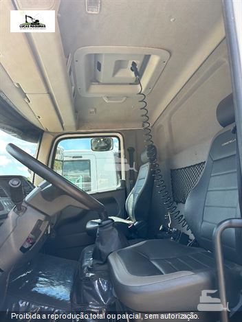Caminhão Volkswagen 32-360 Constellation 6x4 2p (diesel)(E5)