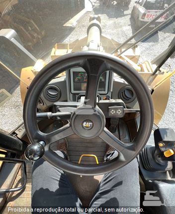 Pá Carregadeira Caterpillar 966L