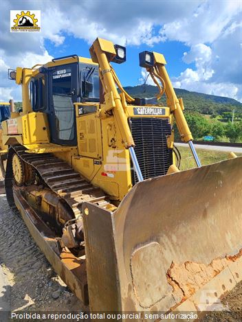 Trator de Esteira Caterpillar D6T XL