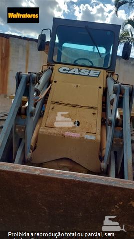 Pá Carregadeira Case W20E