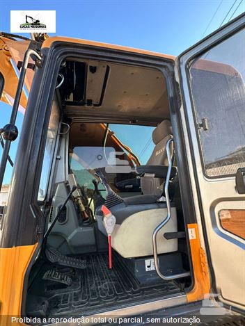 Escavadeira Sany SY215C