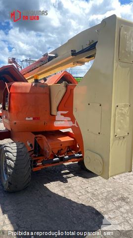 Plataforma Aérea (Elevatória) JLG 800 AJ