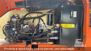 Plataforma Aérea (Elevatória) JLG 800 AJ