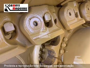 Trator de Esteira Caterpillar D8T