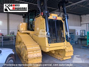 Trator de Esteira Caterpillar D8T