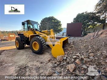 Pá Carregadeira Komatsu WA320