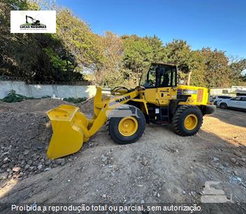 Pá Carregadeira Komatsu WA320