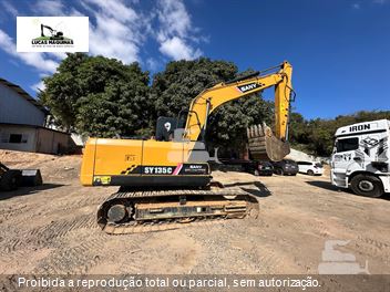 Escavadeira Sany SY135C