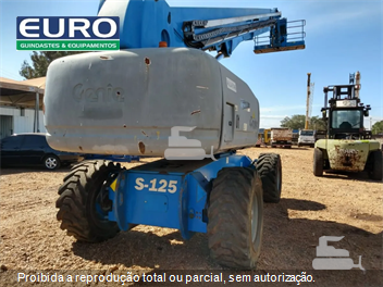 Plataforma Aérea (Elevatória) Genie S-125 4x4