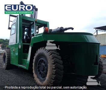 Empilhadeira Clark C25