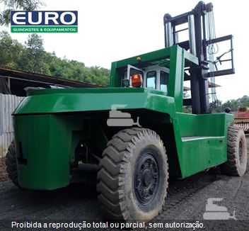 Empilhadeira Clark C25