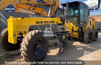 Motoniveladora New Holland RG140B