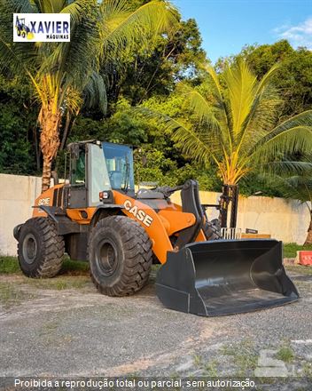 Pá Carregadeira Case 821E