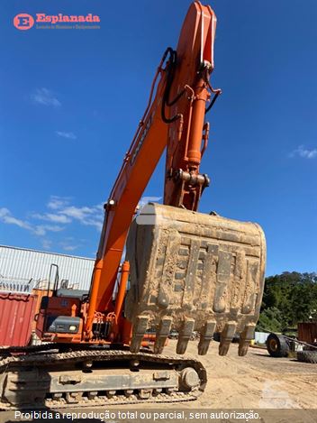 Escavadeira Doosan DX300LCA