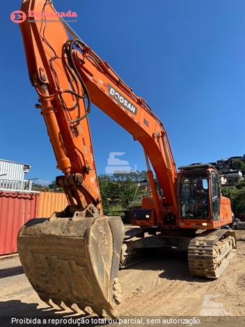 Escavadeira Doosan DX300LCA