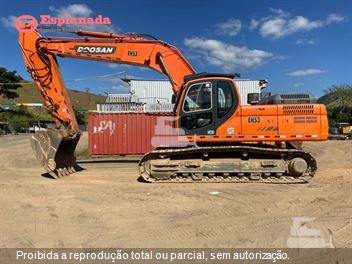 Escavadeira Doosan DX300LCA